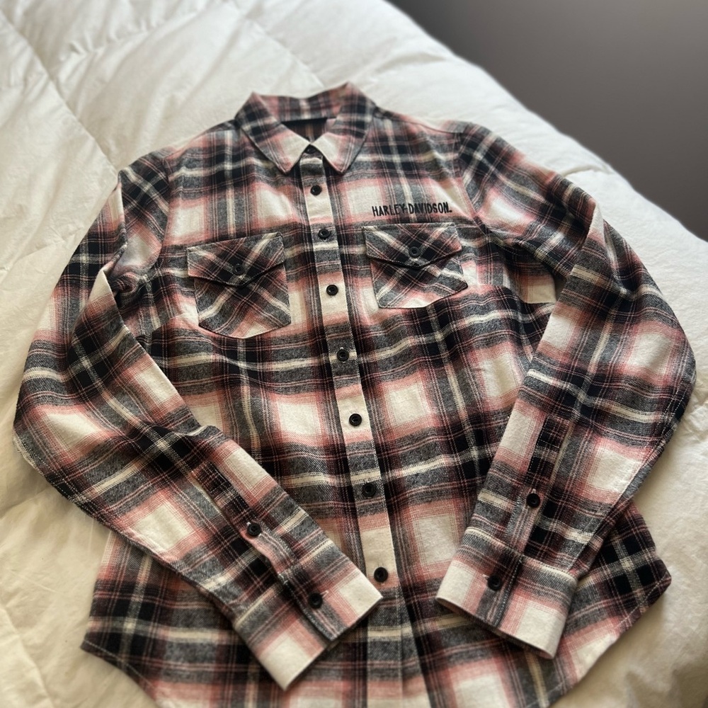 Harley-Davidson Women’s Pink Plaid Flannel Shirt – Embroidered Wings & Roses
